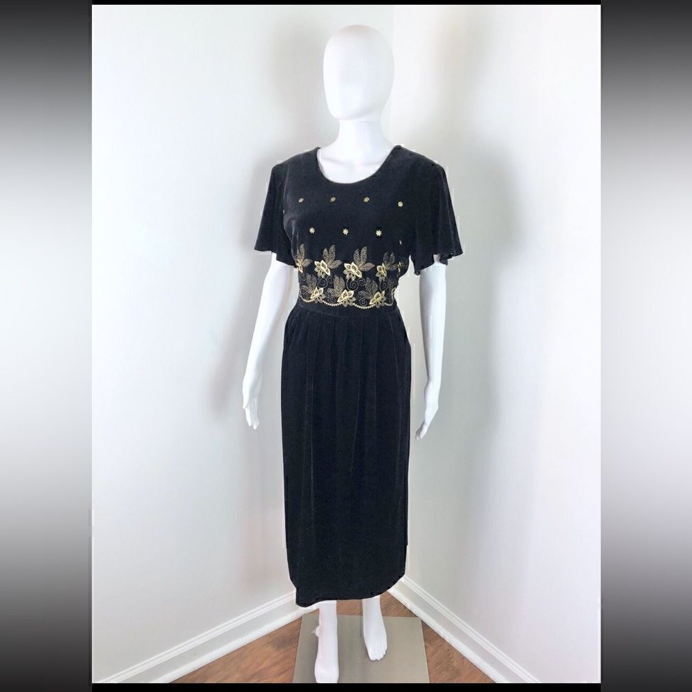 Another Thyme Women's Size 16 Vintage Dress Black Velvet Valour Embroidered